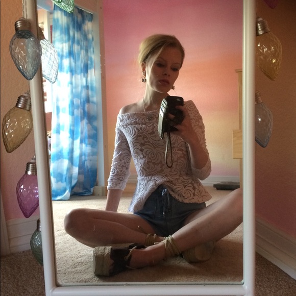 Meet your Posher, Saige - Picture 2 of 2